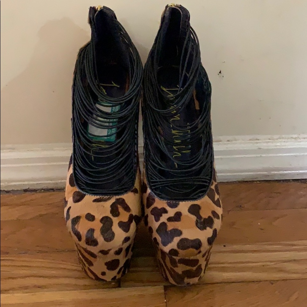 Leopard Platform Pumps - Picture 2 of 4